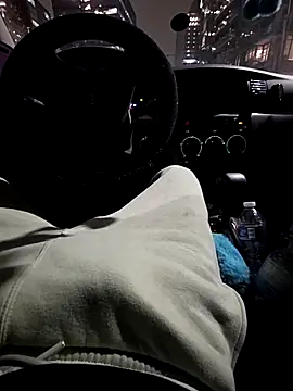 HoofedCylinder online show from February 6, 3:57 am