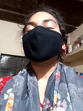 limaaktar0077000 online show from December 22, 7:03 pm