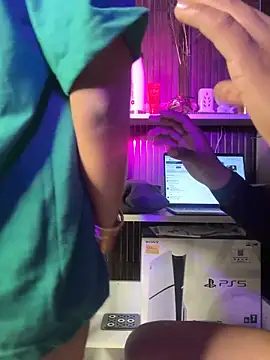 Snapshot of Shankkyyy chatting on February 19, 9:50 am Shankkyyy online show from February 19, 9:50 am