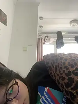 Snapshot of Qidandan778 chatting on April 9, 2:35 am Qidandan778 online show from April 9, 2:35 am