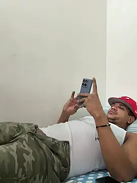 bigdick211292 online show from July 2, 3:23 am