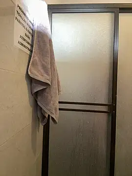 bigdick211292 online show from June 26, 12:33 pm