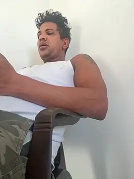bigdick211292 online show from July 8, 1:23 pm
