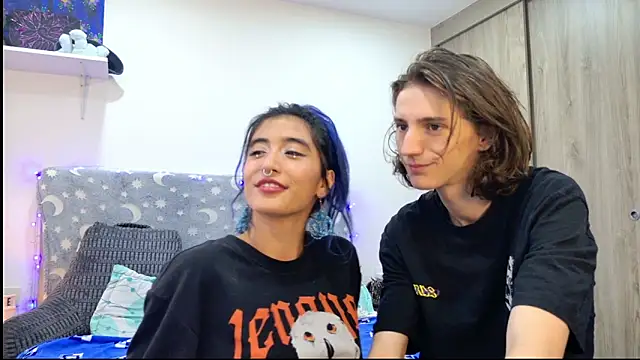 LunaisBack online show from March 4, 8:38 pm