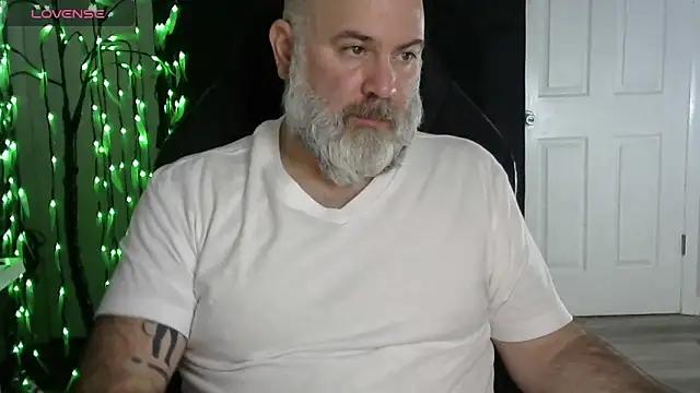 XJJ77x online show from February 24, 2:23 am