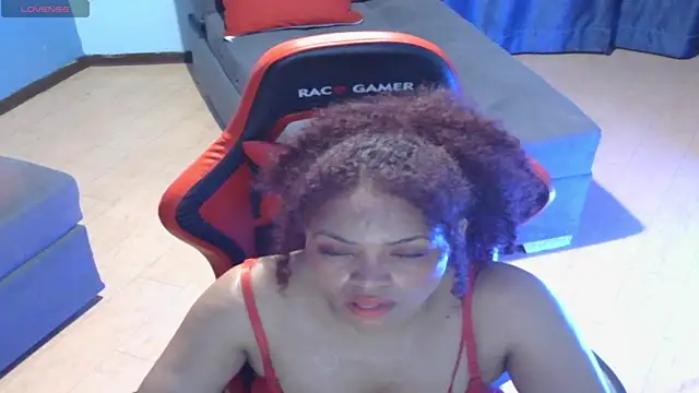 ValenttinaSex1 online show from January 12, 4:52 am