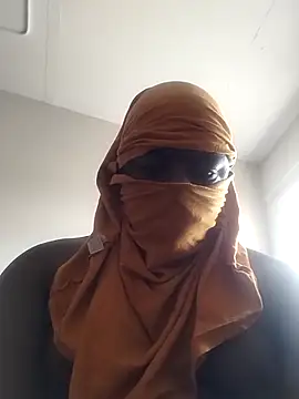 Bra-G online show from February 27, 6:57 am