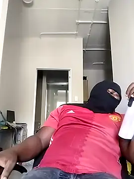 Bra-G online show from March 8, 10:40 am