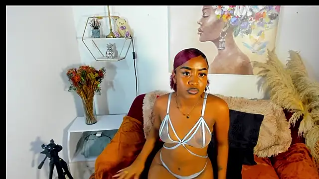 Snapshot of erika_lyrics chatting on February 12, 5:29 am erika lyrics online show from February 12, 5:29 am