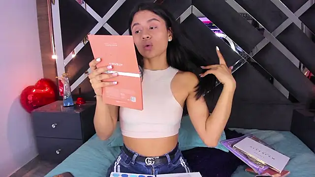 melody  sweet  online show from February 2, 8:08 pm