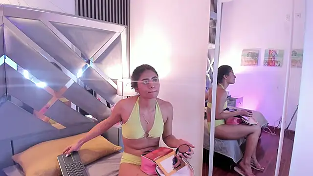 melody  sweet  online show from March 15, 9:11 pm