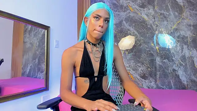 ISABELLA-SCOTT online show from April 30, 8:38 pm