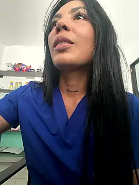 Sarah Hinata online show from January 7, 4:23 pm