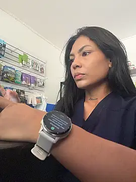 Sarah Hinata online show from January 9, 1:40 pm