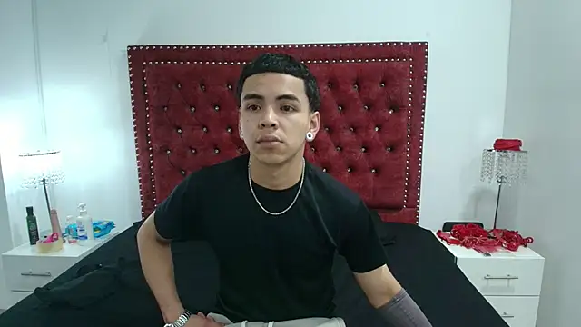 Jaden and sofia online show from May 13, 3:13 am
