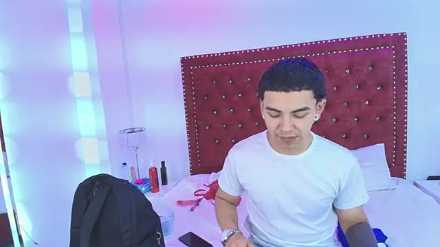Jaden and sofia online show from May 30, 3:24 am