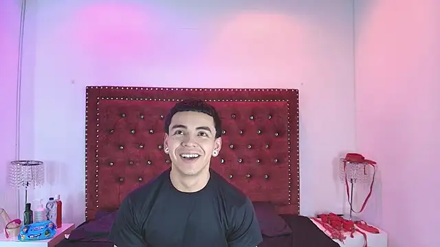 Jaden and sofia online show from June 4, 3:22 am