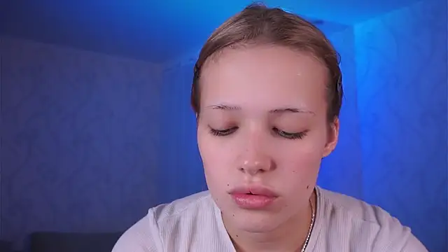 hexiir online show from March 8, 8:12 pm