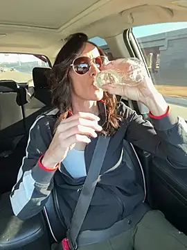 Snapshot of Edens_Promise chatting on January 14, 3:15 pm Edens Promise online show from January 14, 3:15 pm