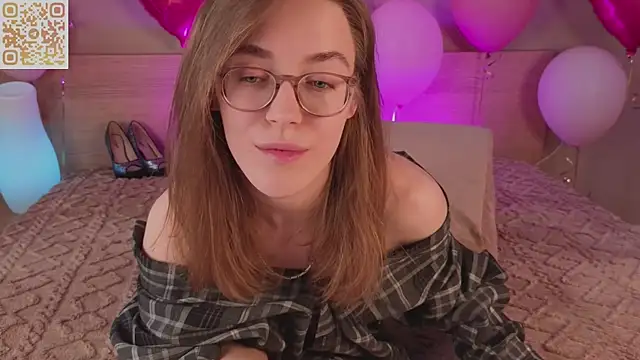 emmasday online show from April 13, 1:37 pm