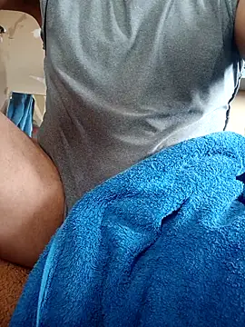 Snapshot of dttsr chatting on April 2, 4:46 pm dttsr online show from April 2, 4:46 pm