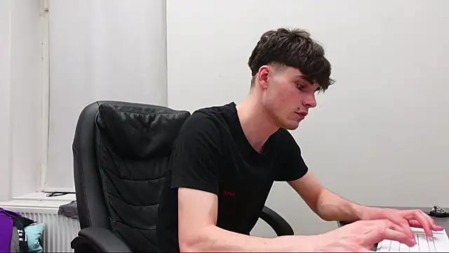 Daniel Shawnn online show from April 9, 10:27 pm