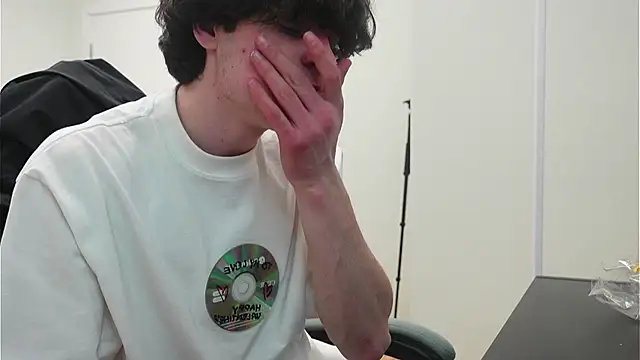 Daniel Shawnn online show from March 13, 10:15 pm