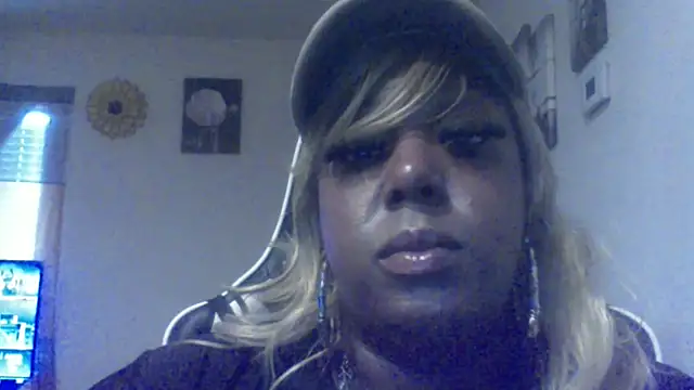 Babyboo3620 online show from May 22, 9:35 pm