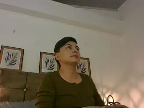 kat paradise online show from February 17, 11:51 am