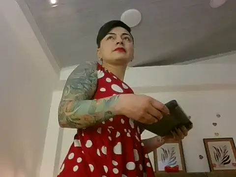 kat paradise online show from February 12, 11:54 am