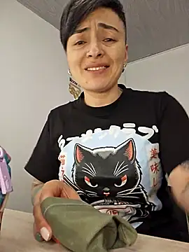 kat paradise online show from May 10, 11:36 am