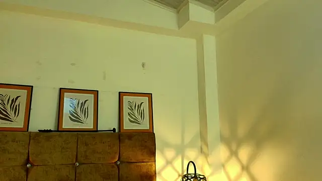 kat paradise online show from April 9, 11:49 am