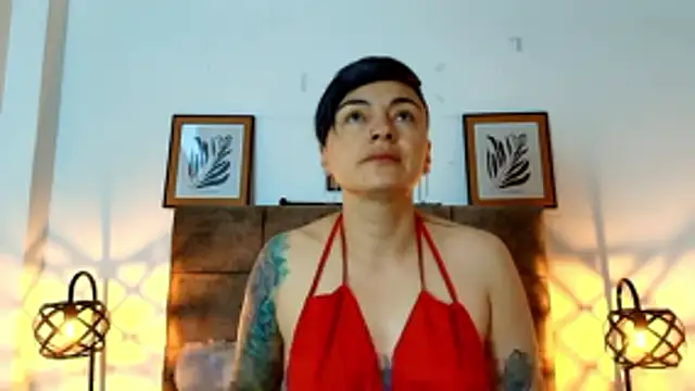 Snapshot of kat_paradise chatting on June 8, 11:00 am kat paradise online show from June 8, 11:00 am