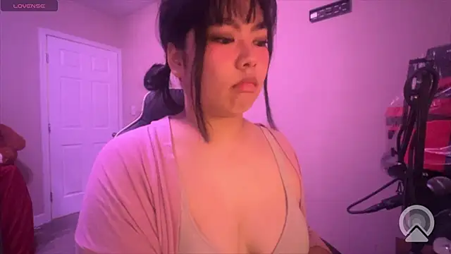 kuromixx444 online show from March 20, 9:10 am