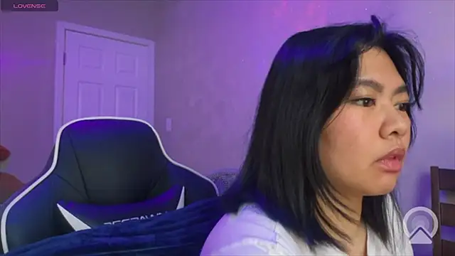 kuromixx444 online show from February 5, 6:37 pm