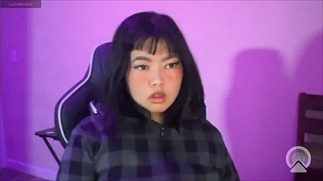 kuromixx444 online show from February 14, 8:36 am