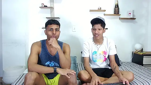 Interracial Snow Bunny online show from February 8, 6:38 pm