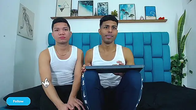 Interracial Snow Bunny online show from April 19, 5:14 pm