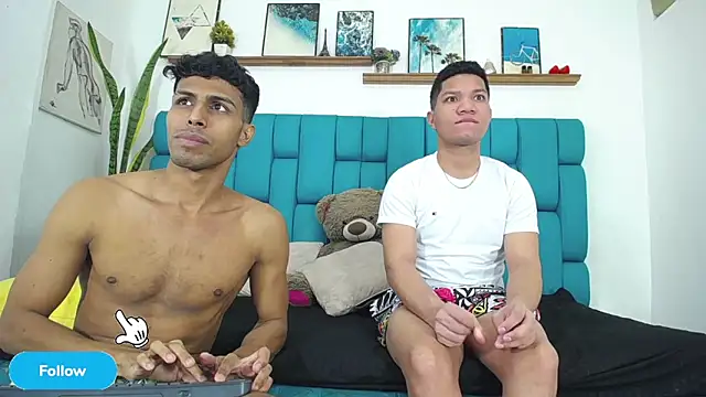 Interracial Snow Bunny online show from May 15, 9:13 pm
