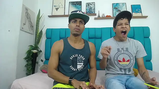 Interracial Snow Bunny online show from March 24, 8:09 pm