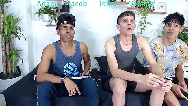 Interracial Snow Bunny online show from January 10, 10:16 pm