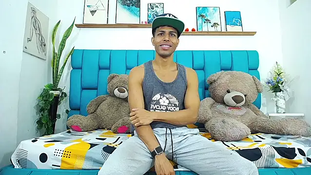 Interracial Snow Bunny online show from March 10, 1:26 pm