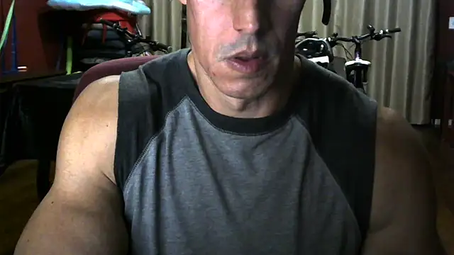 koolchillfun696969 online show from May 22, 3:59 am
