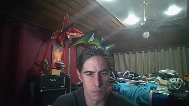 koolchillfun696969 online show from December 23, 4:23 am