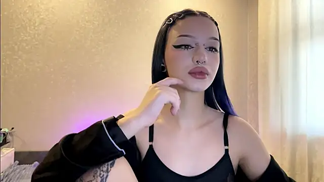 dieonisiaaaa online show from January 11, 8:21 am