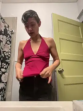 FaiiryArii online show from April 14, 3:28 pm