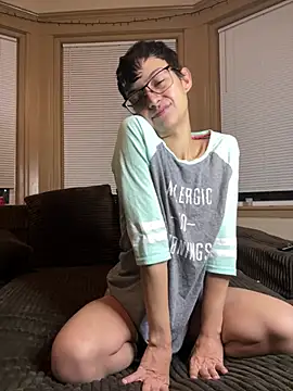 FaiiryArii online show from January 11, 7:26 am