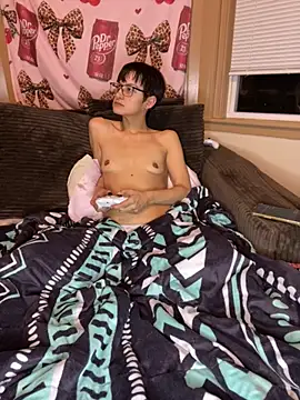 FaiiryArii online show from February 26, 5:29 am