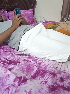 Snapshot of Fuckboyhassan chatting on May 28, 6:25 pm Fuckboyhassan online show from May 28, 6:25 pm