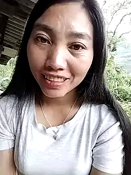 Lovephay8x online show from May 14, 10:45 am